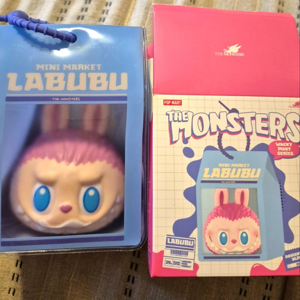 The Monsters Labubu Wacky Mart Pinch Pendant